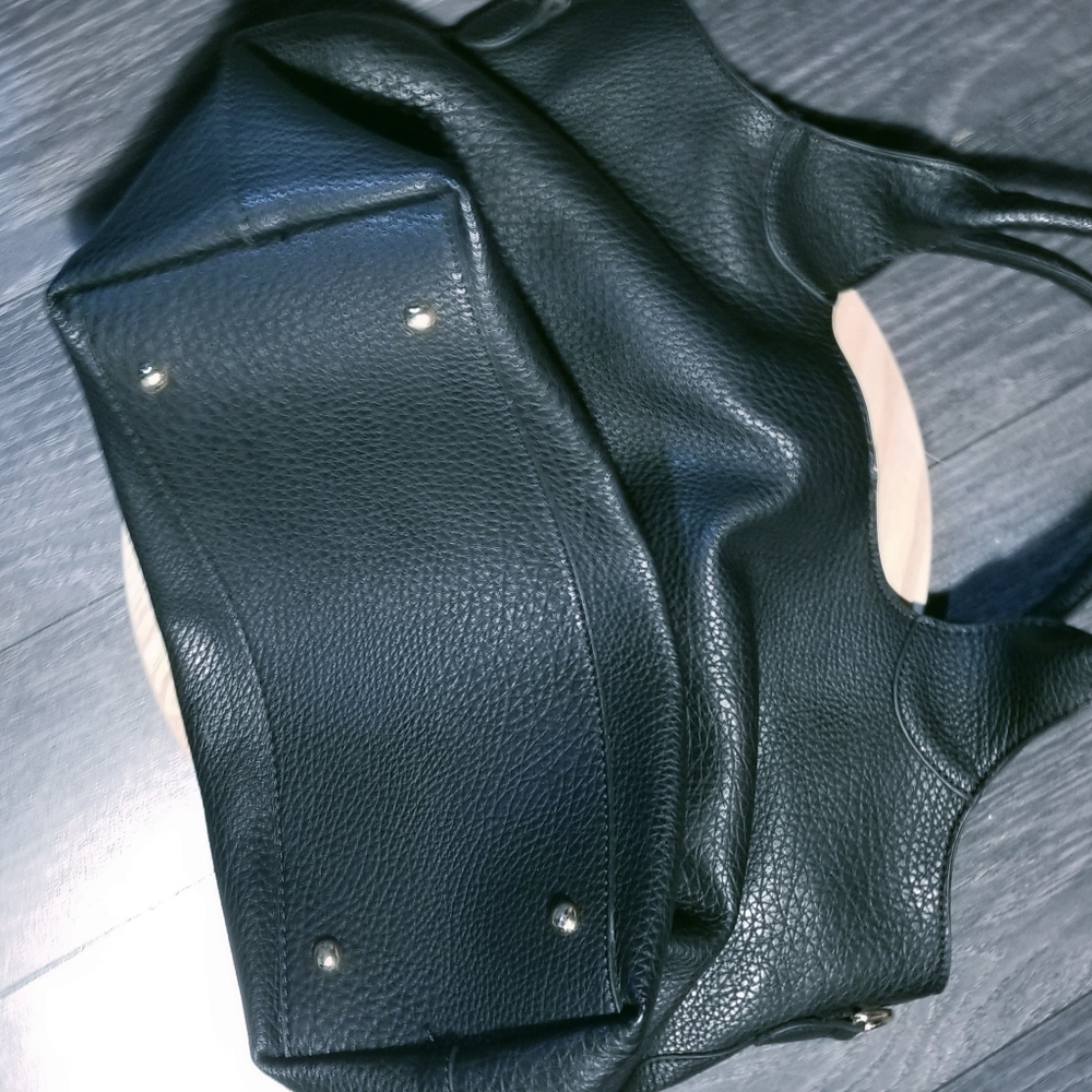Pebbled Faux Leather Tote - Picture 3 of 9